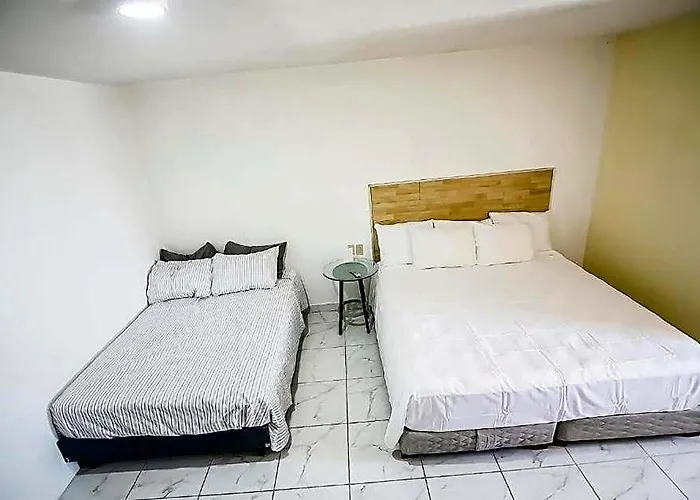 Oyo Plaza Torres, Hotel Cabo San Lucas