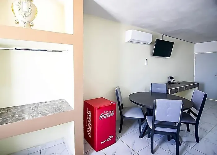 Oyo Plaza Torres, 2*
